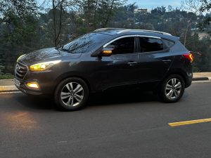 Compare Kigali car hire prices for self-drive, 4x4 SUVs, luxury cars, and airport rentals. Get affordable rates with Car Hire in Rwanda.